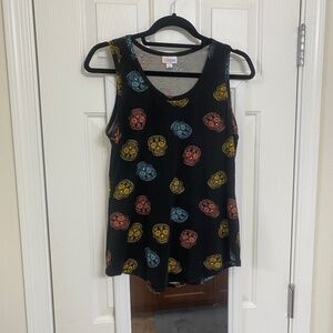 Gently Used.  Like New Condition.  LulaRoe Tank Top (L)